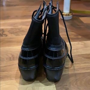 Shoes - Black Snow Boots Shoes - Black Snow Boots